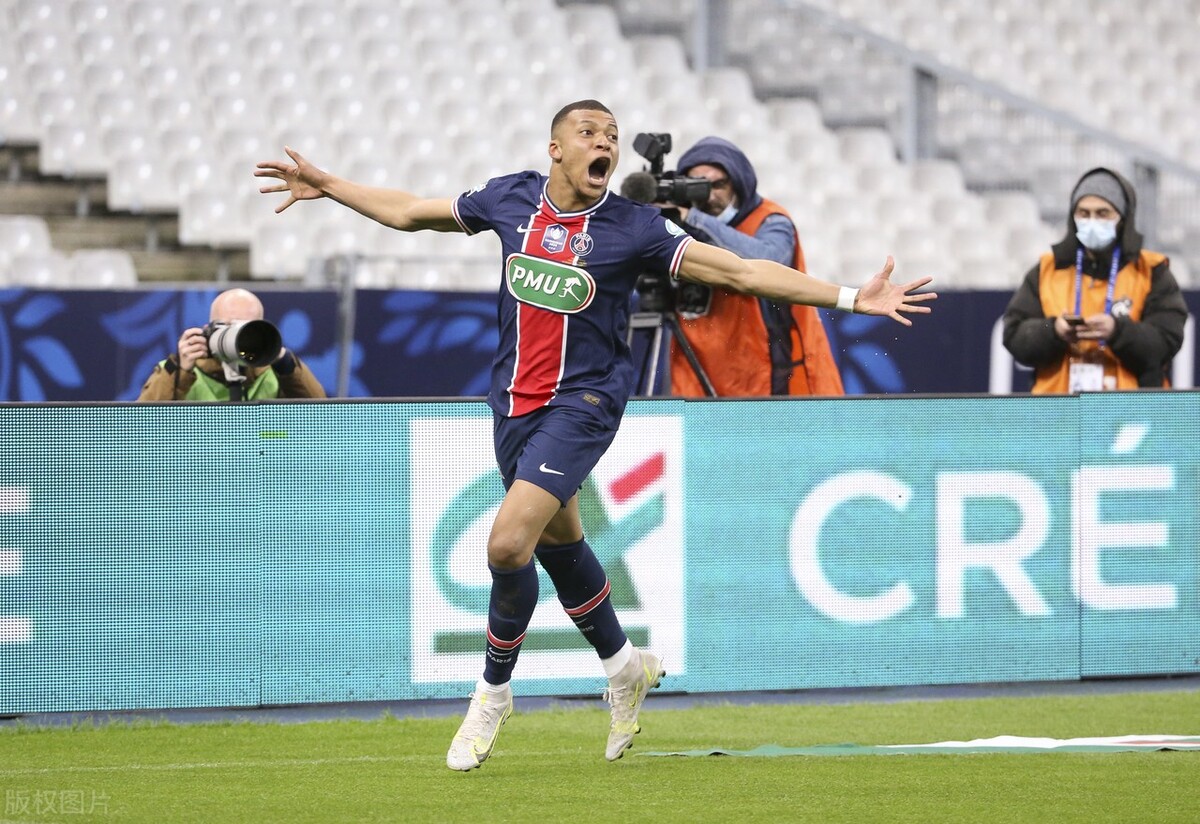 关于赛地聚焦——法国杯赛前热度飙升，深圳男篮单刀错失，压力陡增，资深球员宣示担当的信息